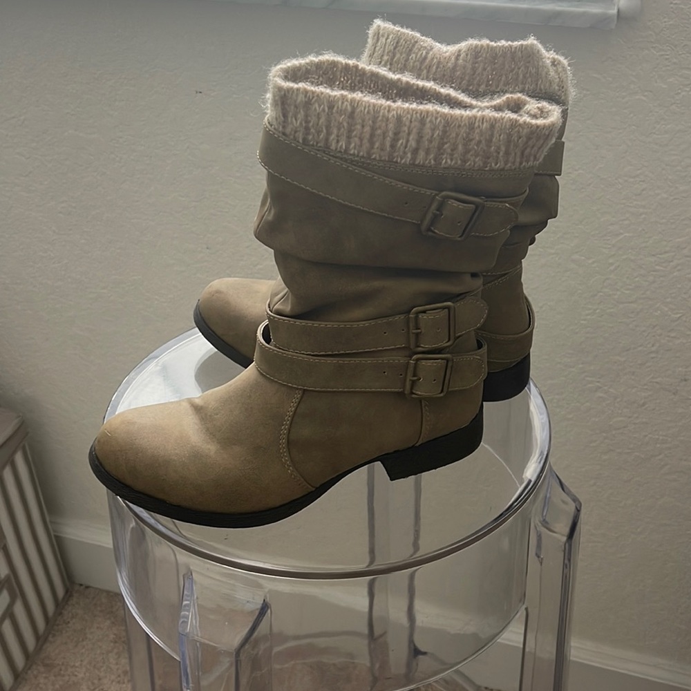 Just fab boots size 6 browns